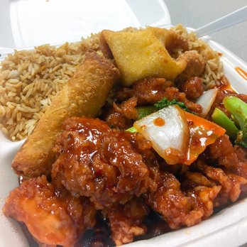 Orient Express - General Chicken Lunch with Crab Rangoon and Egg Roll - Chinese Near Me - Joplin, Missouri