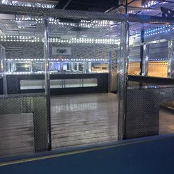 Level Up Sports Bar & Grill - Dance floor