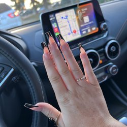 Diva Nails