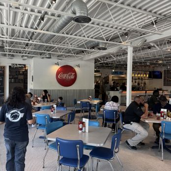 Soul Fish Cafe - Southern Near Me - Memphis, Tennessee