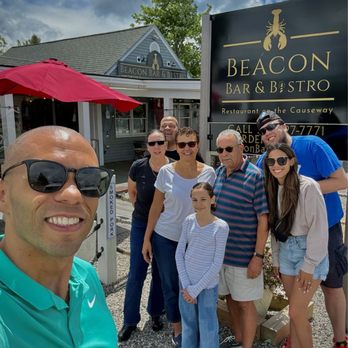 Beacon Bar & Bistro - New American Near Me - Naples, Maine