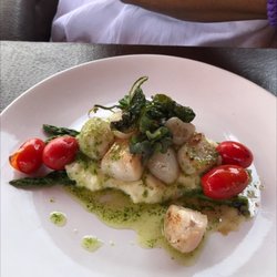 Bar El Camaleón - Scallops Friday and Saturday 190 pesos