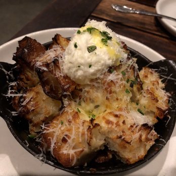 North Italia - White Truffle Garlic Bread - Pizza Near Me - El Segundo, California
