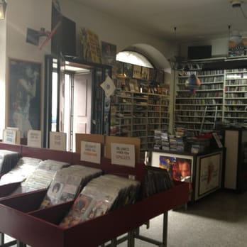 Il Discomane - Vinyl Records Near Me - Milan, Michigan Il Discomane - Vinyl Records Near Me - Milan, Michigan