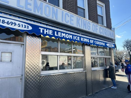 Benfaremo- The Lemon Ice King Of Corona by null