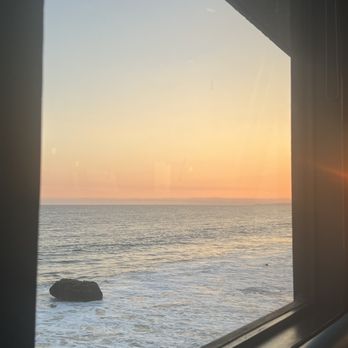 Moonshadows - Beautiful view - Seafood Near Me - Malibu, California