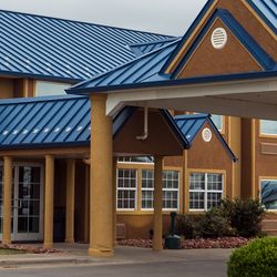 Sugar Creek Inn and Suites