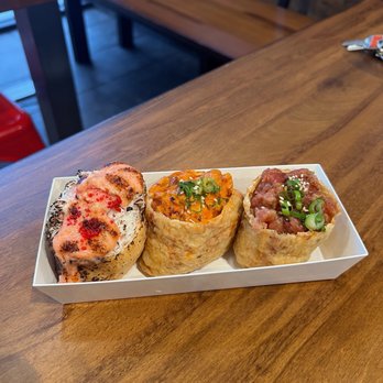 Atoyubu - MYUNGRAN CRAB, FRESH GINGER TUNA, & SPICY TUNA - Japanese Near Me - Buena Park, California