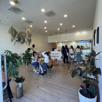 whaT’s More cake studio  - Custom Cakes Near Me - Sunnyvale, California