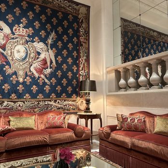 Le Bristol Paris - Lobby - Hotels Near Me - Paris, 75