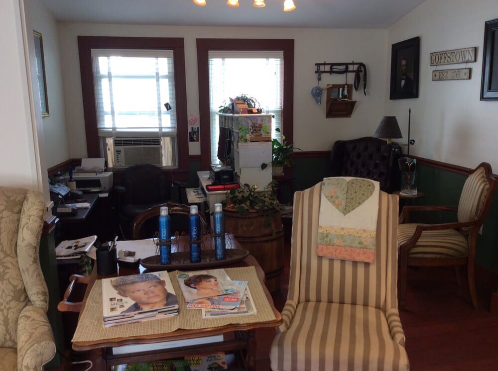 VILLAGE REFLECTIONS SALON with photos Updated August 2024 28 Photos