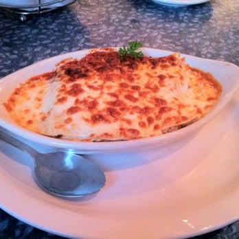 Baratta's - Italian Near Me - Des Moines, Iowa