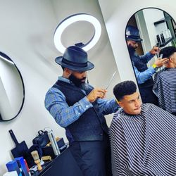 Groom Services