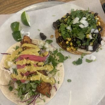 Taqueria Cinco - Fish taco and mushroom taco (omg so good!) - Breakfast & Brunch Near Me - Jacksonville, Florida Taqueria Cinco - Fish taco and mushroom taco (omg so good!) - Breakfast & Brunch Near Me - Jacksonville, Florida