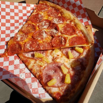 Outsider Pizza by null
