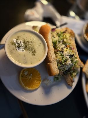 The Fountain on Locust by null