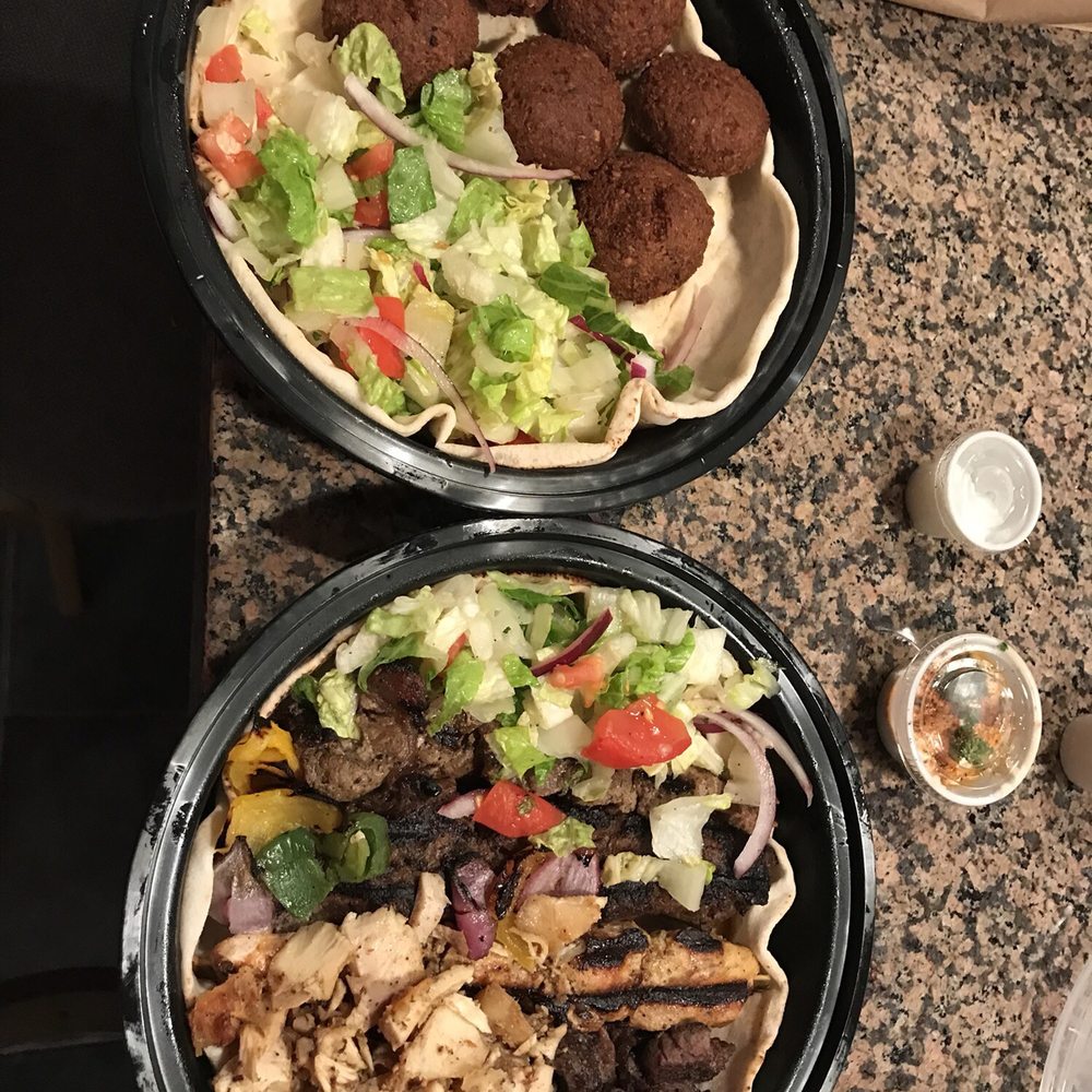wo bowls of food wo bowls of food