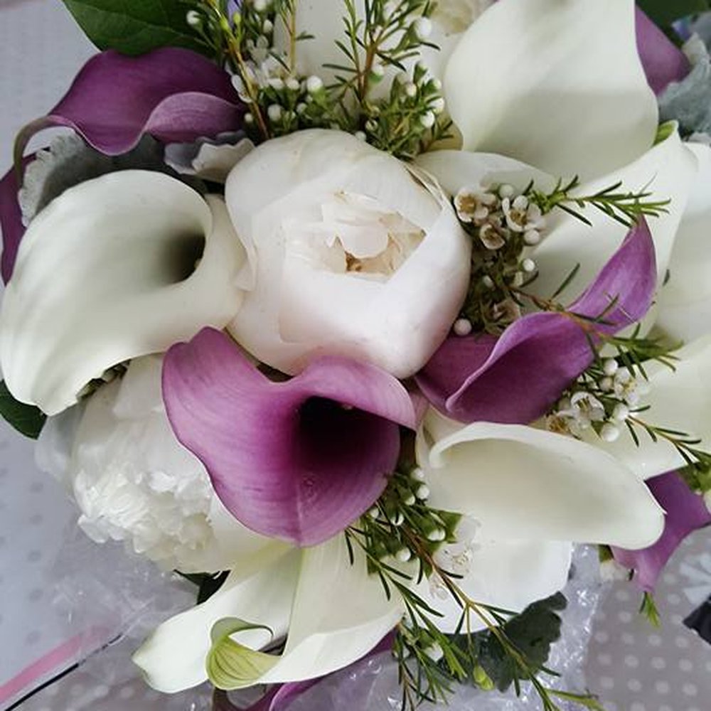 Robert's Floral Design Studio - Florists Near Me - Chicago, Illinois Robert's Floral Design Studio - Florists Near Me - Chicago, Illinois