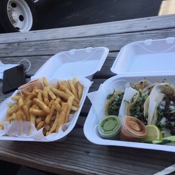 Mexpress Taqueria - Papas fritas y tacos de lengua / fries and cow tongue tacos - Food Trucks Near Me - Columbus, Ohio Mexpress Taqueria - Papas fritas y tacos de lengua / fries and cow tongue tacos - Food Trucks Near Me - Columbus, Ohio