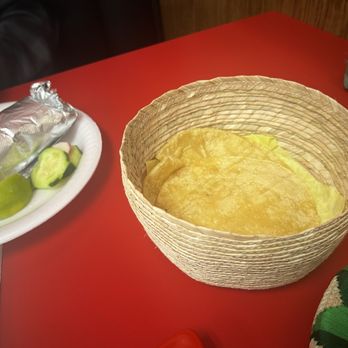 El Mora Restaurant - Mexican Near Me - Palmdale, California