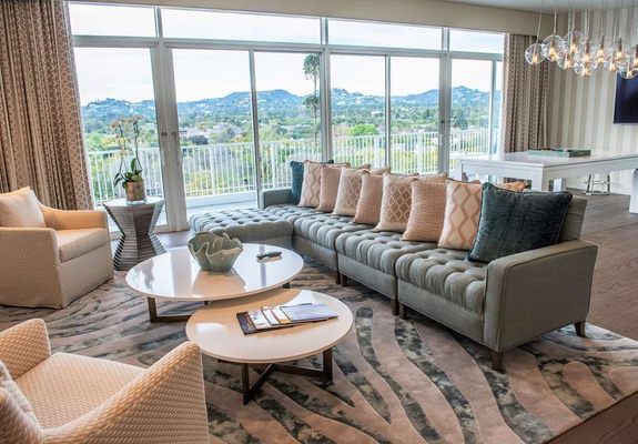 The Beverly Hilton by null