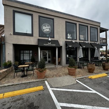 Olmos Pluma - Exterior - Coffee & Tea Near Me - Olmos Park, Texas