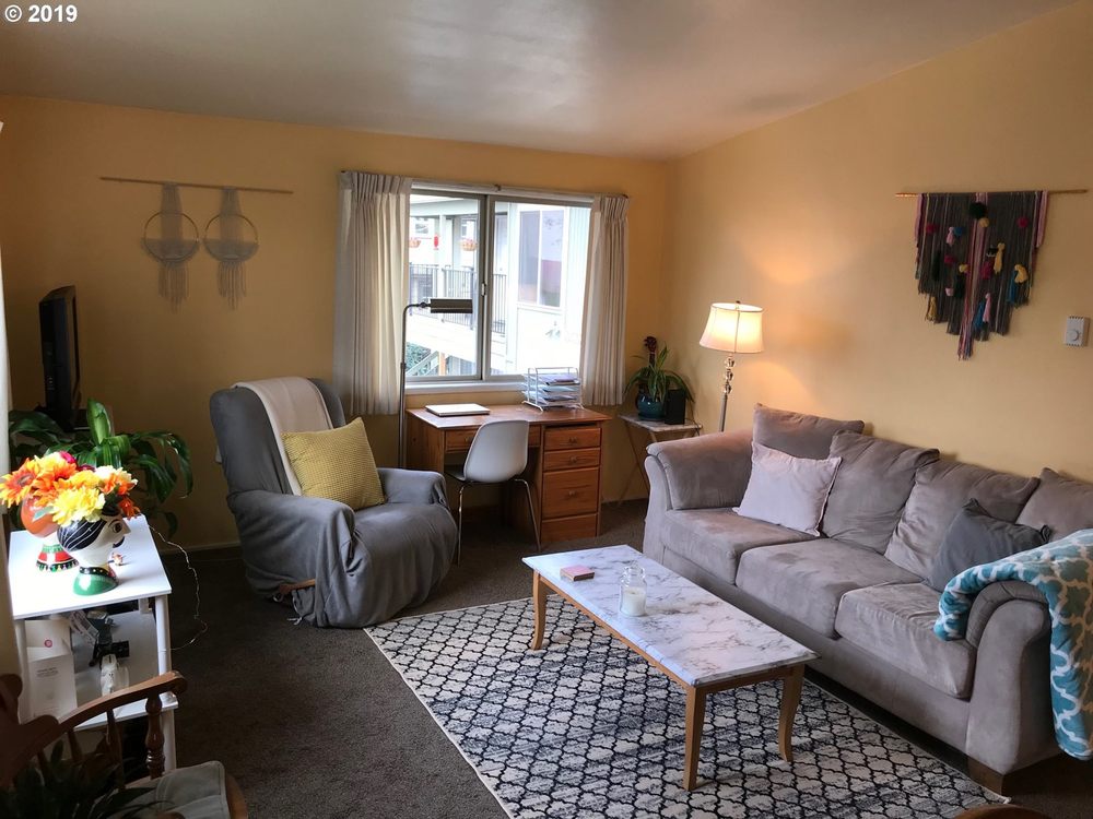 KATYA ULMER ICON REAL ESTATE GROUP 1570 Mohawk Blvd, Springfield