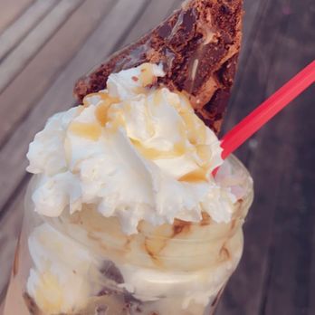 The Crafty Cow - Salted Caramel Oreo Latte Mason Jar - Ice Cream & Frozen Yogurt Near Me - North Myrtle Beach, South Carolina The Crafty Cow - Salted Caramel Oreo Latte Mason Jar - Ice Cream & Frozen Yogurt Near Me - North Myrtle Beach, South Carolina