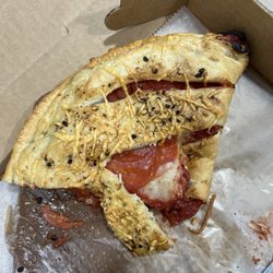 Romeos Pizza - Pepperoni Calzone