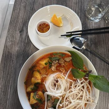 Angkor Chef - Pineapple Curry noodle - Cambodian Near Me - San Jose, California Angkor Chef - Pineapple Curry noodle - Cambodian Near Me - San Jose, California