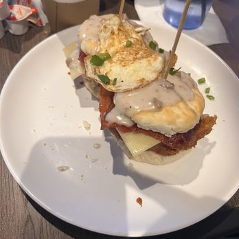 Ole Red - Hangover Helper - American Near Me - Nashville, Tennessee Ole Red - Hangover Helper - American Near Me - Nashville, Tennessee