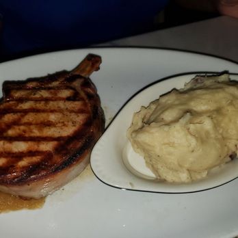 Broken Bit Steakhouse - Steakhouses Near Me - Quartz Hill, California