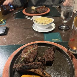 Steak and mash potatoes Steak and mash potatoes