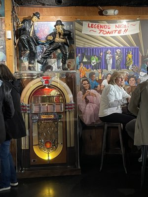 Legends Corner by null