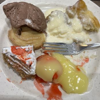 Lin's Grand Buffet - Dessert - Buffets Near Me - Tucson, Arizona