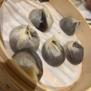 Supreme Dumplings - Chocolate xiao long bao - Shanghainese Near Me - Honolulu, Hawaii Supreme Dumplings - Chocolate xiao long bao - Shanghainese Near Me - Honolulu, Hawaii