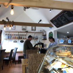 Jann’s Cakes - Interior
