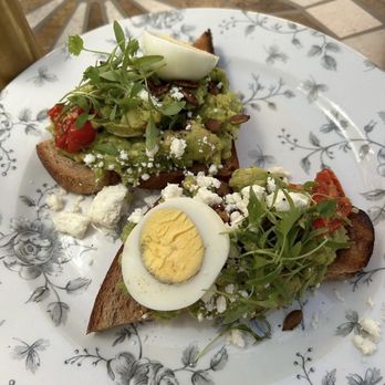 Little Hen - Avocado toast - Breakfast & Brunch Near Me - Miami, Florida Little Hen - Avocado toast - Breakfast & Brunch Near Me - Miami, Florida