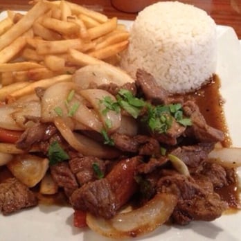 La Granja - Lomo salteado - Peruvian Near Me - North Miami Beach, Florida La Granja - Lomo salteado - Peruvian Near Me - North Miami Beach, Florida