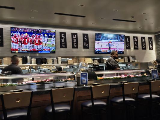 Mikuni at The Oaks (By Pavilions) by null