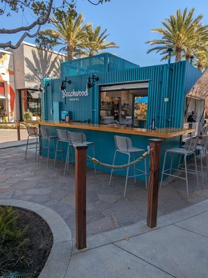 Beachwood Brewing 2nd & PCH by null