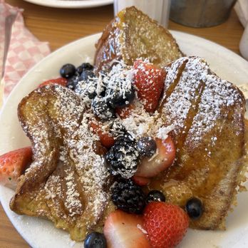 Carolyn's Cafe - Hawaiian French toast - Breakfast & Brunch Near Me - Redlands, California Carolyn's Cafe - Hawaiian French toast - Breakfast & Brunch Near Me - Redlands, California