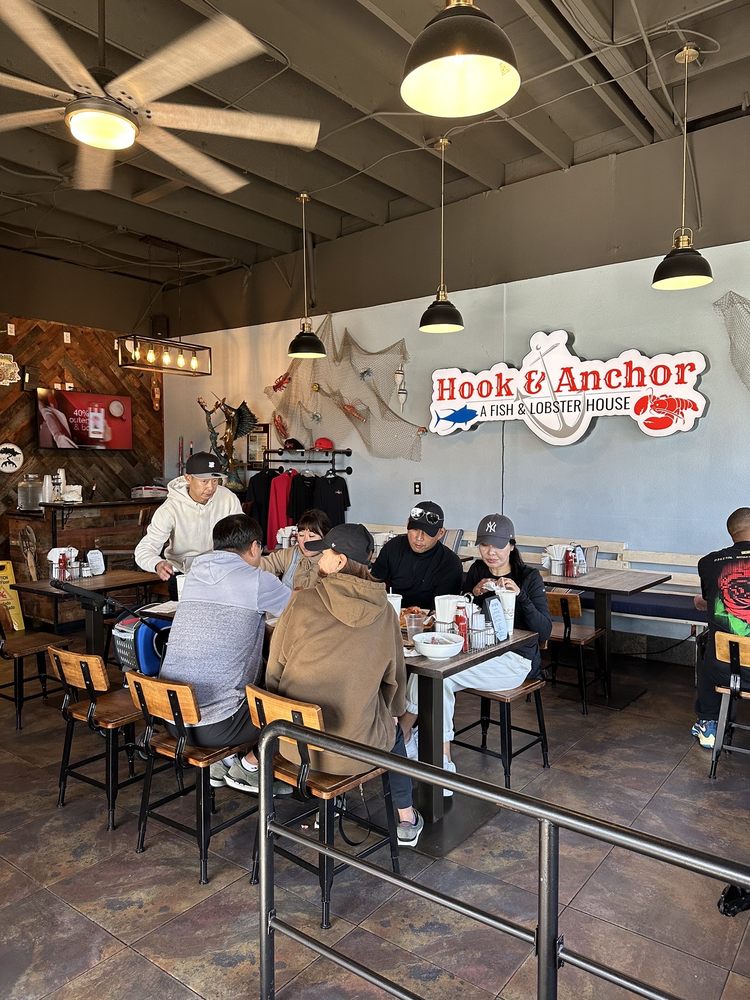 Hook & Anchor