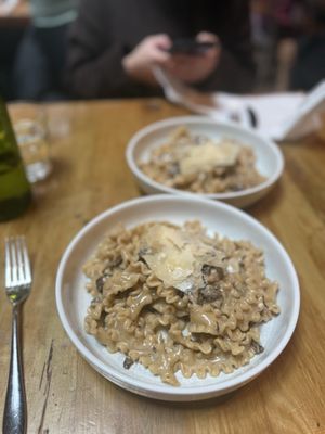 Gusto 101 by null