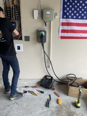 JME Electric Group - Electric vehicle charging station installation 
Light fixture repair
Wire installation
Electric panel installation