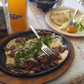 Los Tomates - Tacos de asada and gordita don't forget the fanta! - Mexican Near Me - Juárez, CHH Los Tomates - Tacos de asada and gordita don't forget the fanta! - Mexican Near Me - Juárez, CHH