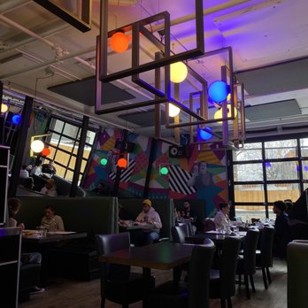 L'Avenue Notre Dame - the interior of a restaurant - Breakfast & Brunch Near Me - Montreal, Quebec L'Avenue Notre Dame - the interior of a restaurant - Breakfast & Brunch Near Me - Montreal, Quebec