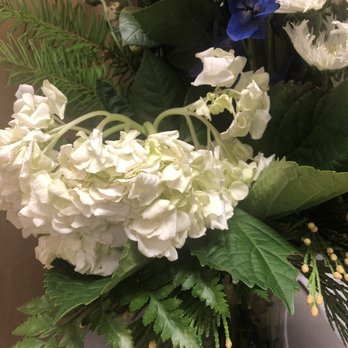 Flowers by Roberta - Florists Near Me - Midlothian, Texas
