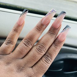 TL Nails & Spa