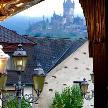 Da Vinci - Great view of the castle from the patio! - Pizza Near Me - Cochem, RP Da Vinci - Great view of the castle from the patio! - Pizza Near Me - Cochem, RP